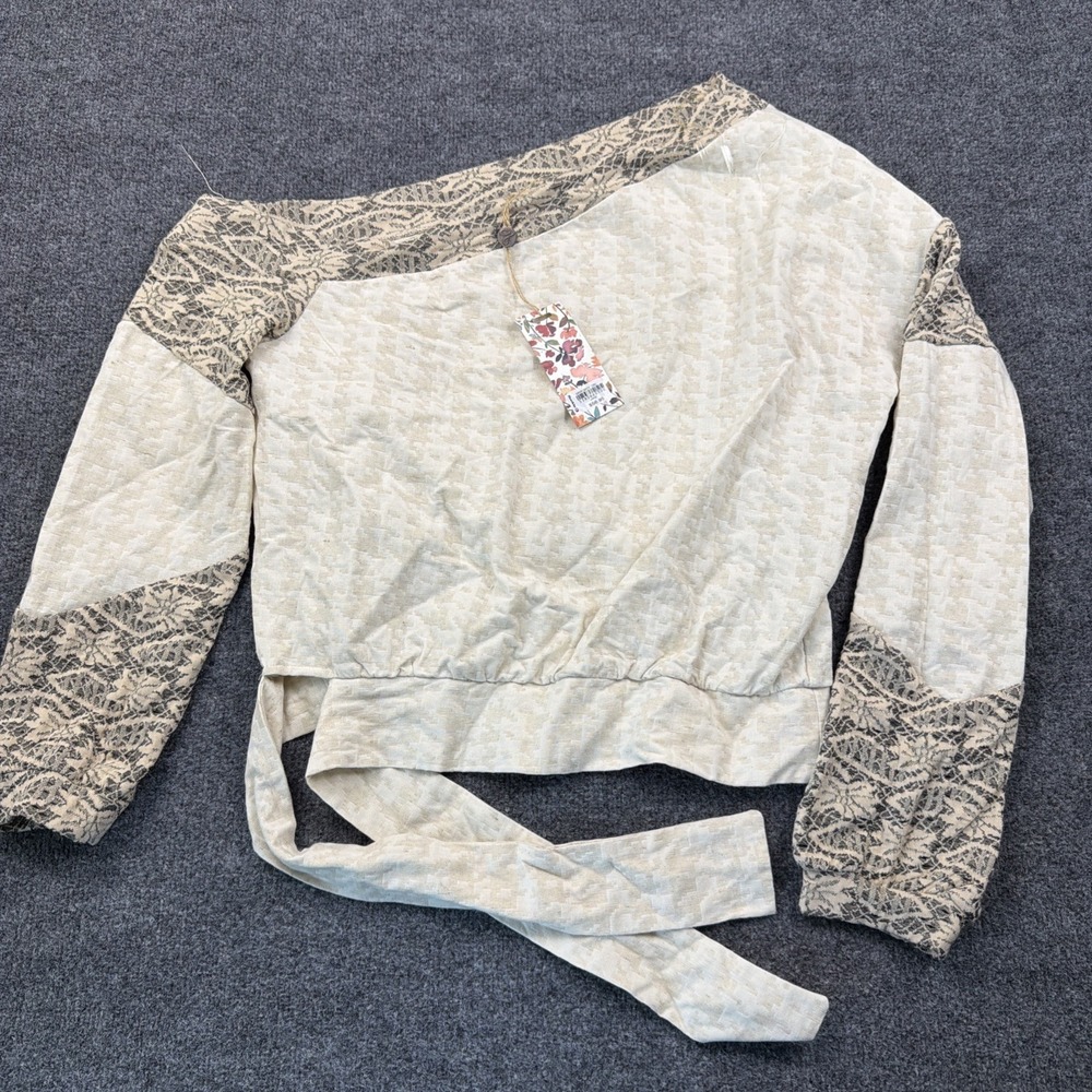 NWT Gimmicks by BKE Off Shoulder Boho Tie Front Crop Top Womens L Beige‎ Lace